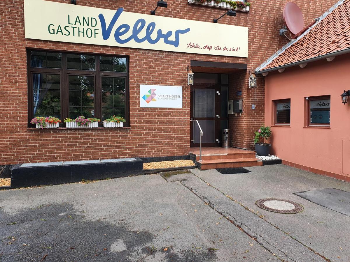 Smart Hostel By Landgasthof Velber 24H7D Seelze ภายนอก รูปภาพ