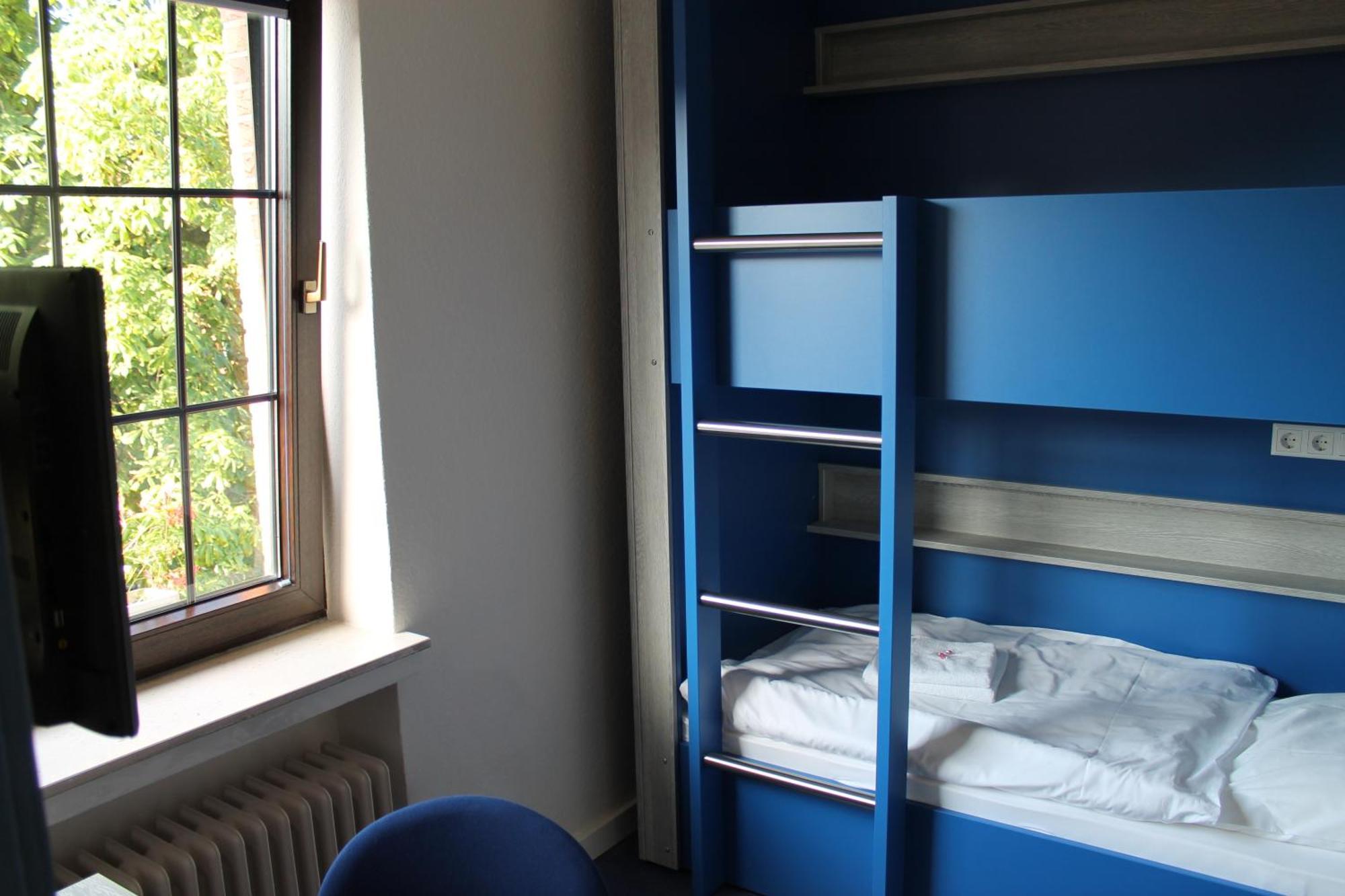 Smart Hostel By Landgasthof Velber 24H7D Seelze ภายนอก รูปภาพ