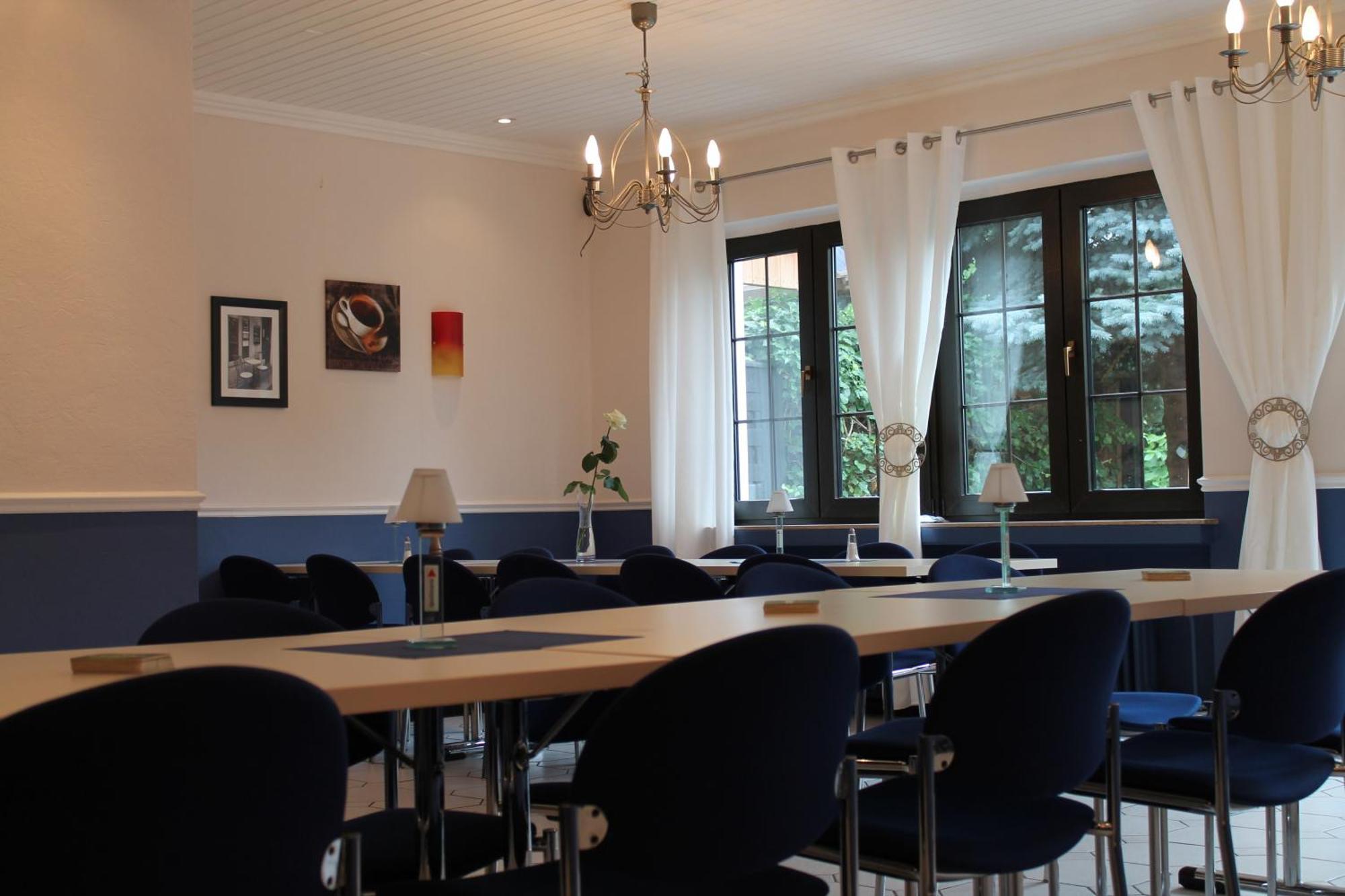 Smart Hostel By Landgasthof Velber 24H7D Seelze ภายนอก รูปภาพ