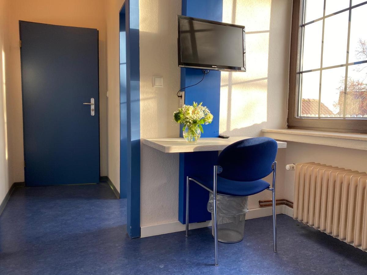 Smart Hostel By Landgasthof Velber 24H7D Seelze ภายนอก รูปภาพ