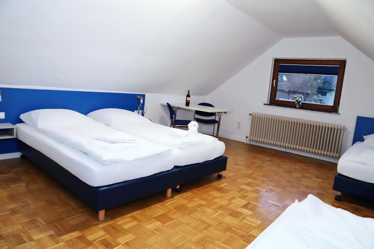 Smart Hostel By Landgasthof Velber 24H7D Seelze ภายนอก รูปภาพ