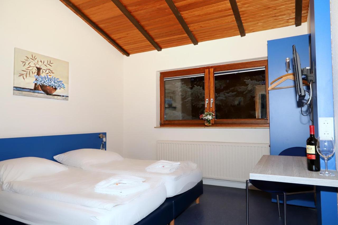 Smart Hostel By Landgasthof Velber 24H7D Seelze ภายนอก รูปภาพ