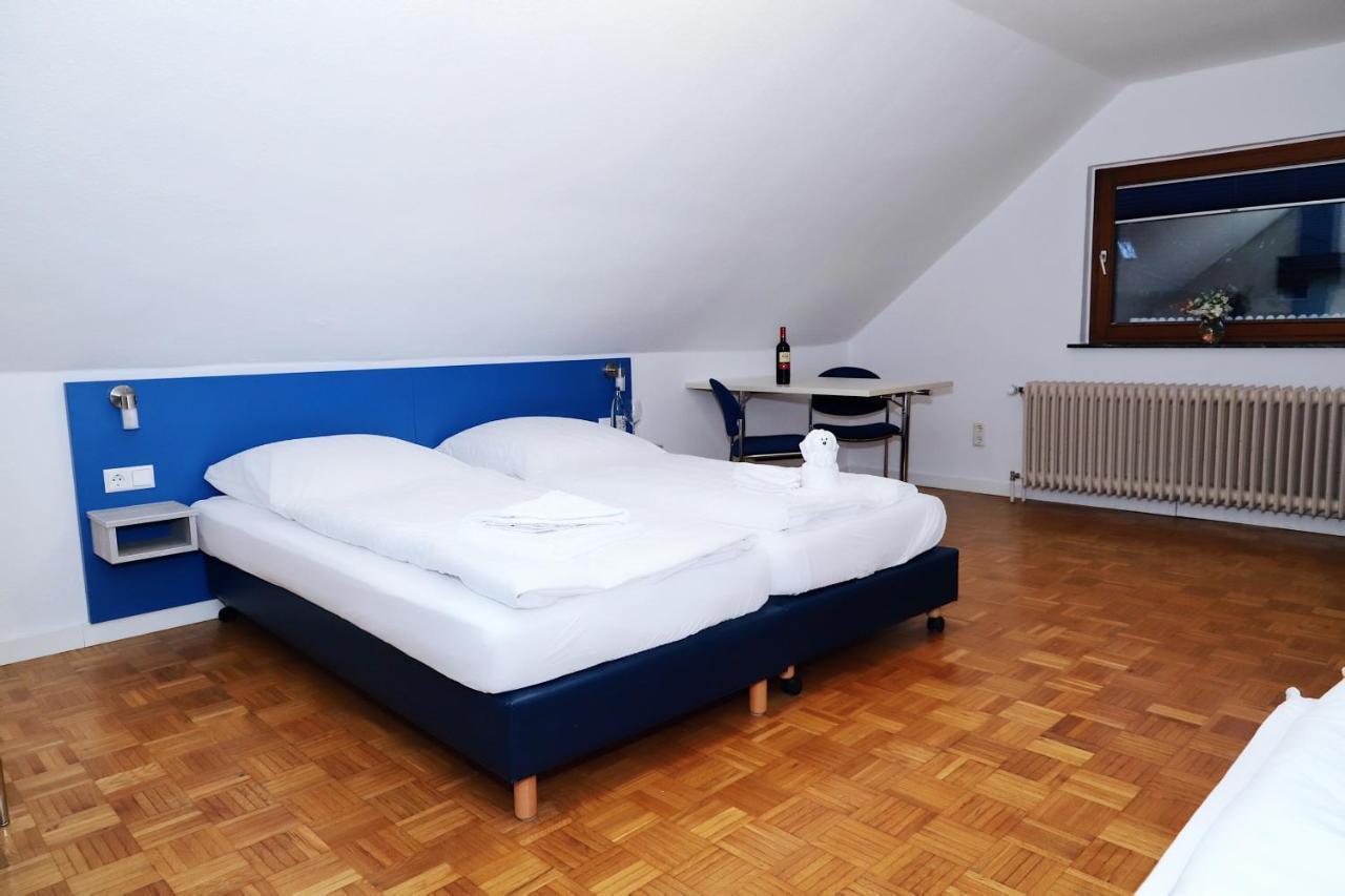 Smart Hostel By Landgasthof Velber 24H7D Seelze ภายนอก รูปภาพ