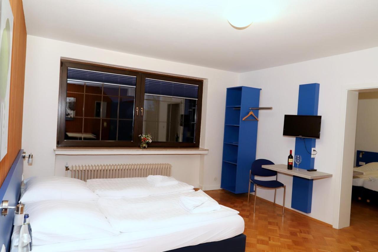 Smart Hostel By Landgasthof Velber 24H7D Seelze ภายนอก รูปภาพ